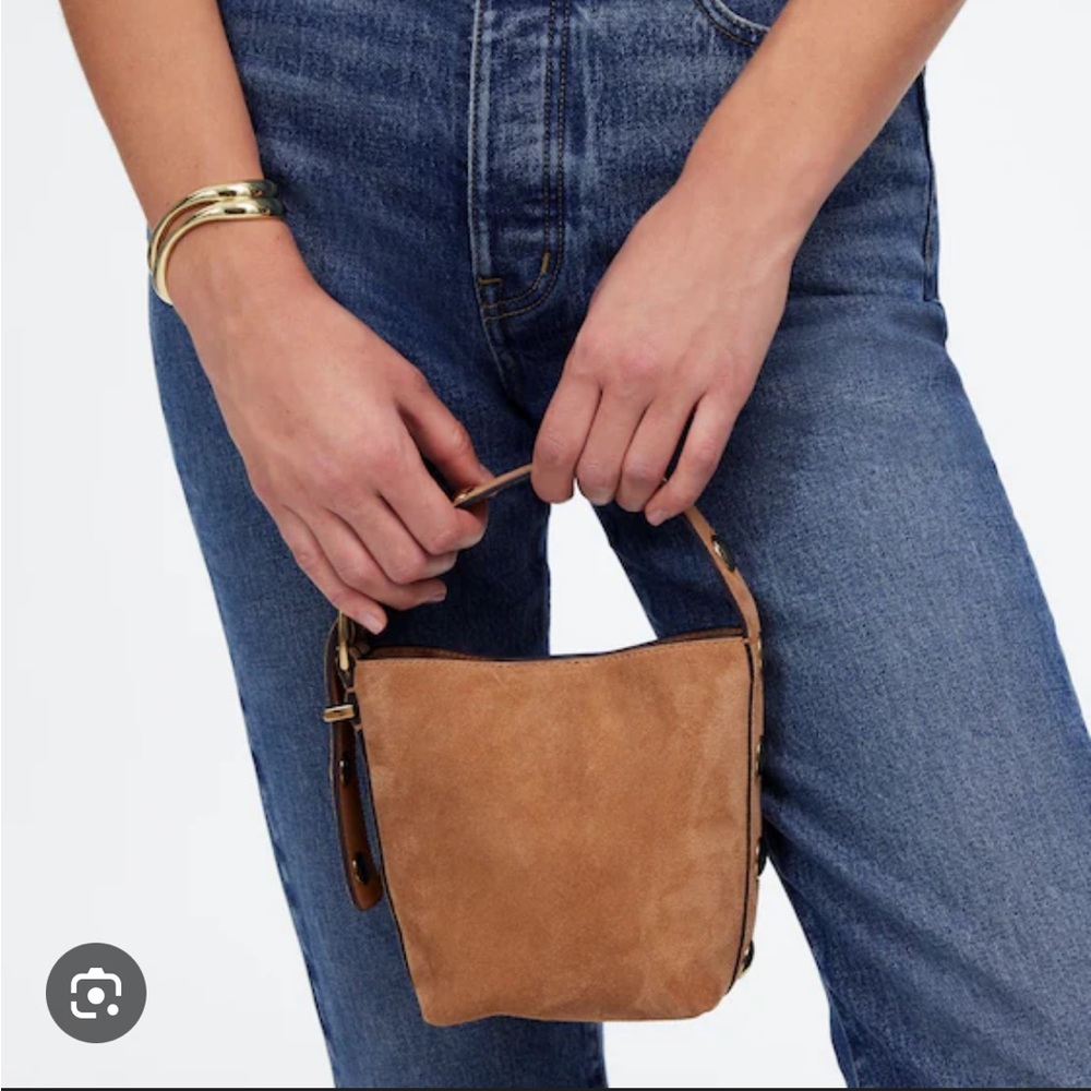 ISO Madewell Micro Suede Bucket Bag Cumin - Picture 5 of 6